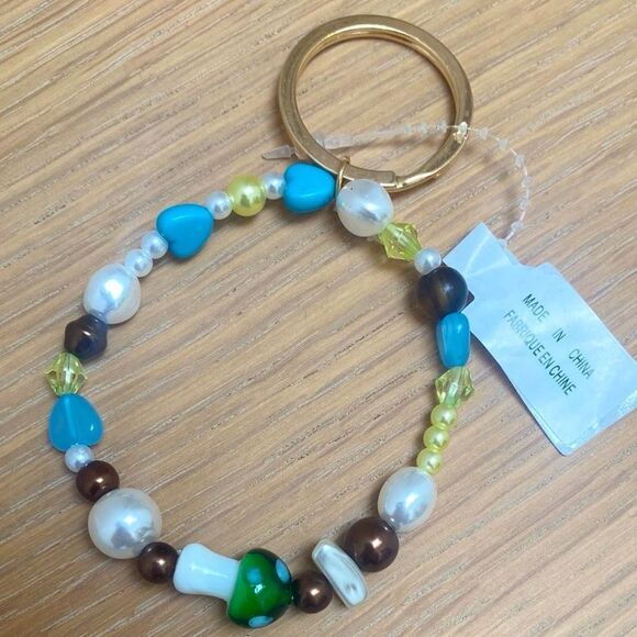 Urban Outfitters Blue & Green Multicolor Mushroom Beaded Keychain Bag Charm - Picture 1 of 2